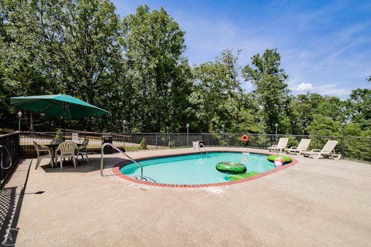 Secluded 2 Story Cabin Pool Wifi Smart Tvs Eureka Springs Eksteriør bilde