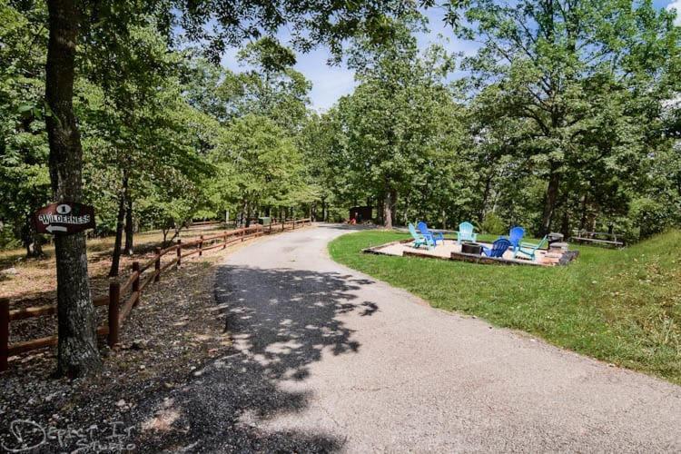 Secluded 2 Story Cabin Pool Wifi Smart Tvs Eureka Springs Eksteriør bilde